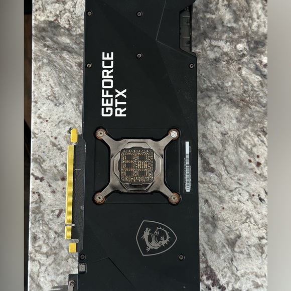-Nvidia Geforce GeForce RTX 3080 - Picture 2 of 3